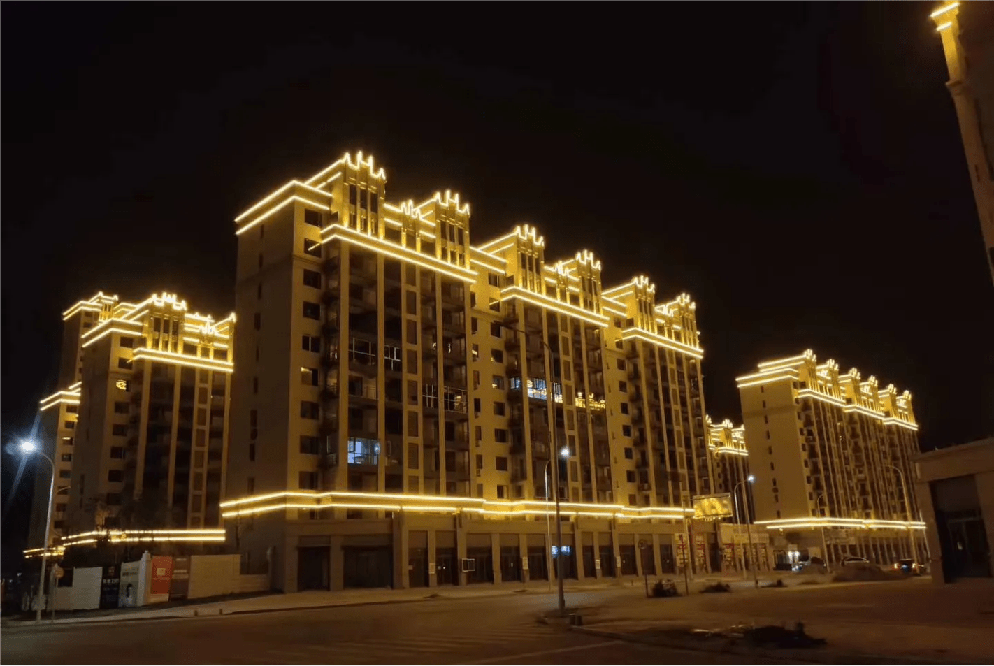 户外亮化灯具厂家关于小区亮化工程的看法:_夜景_照明_景观